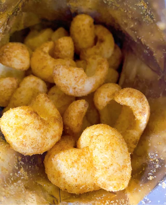 Shirakiku カービーパフ カレー味 - Weee!