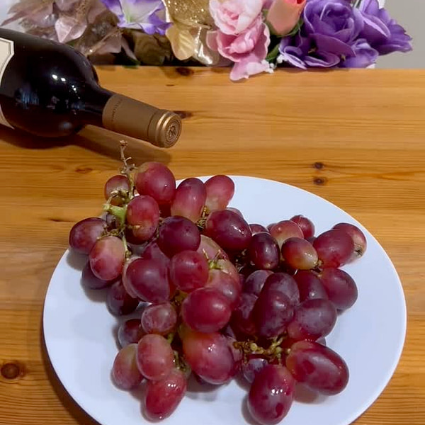 Melissa’s Soft Red Grapes
