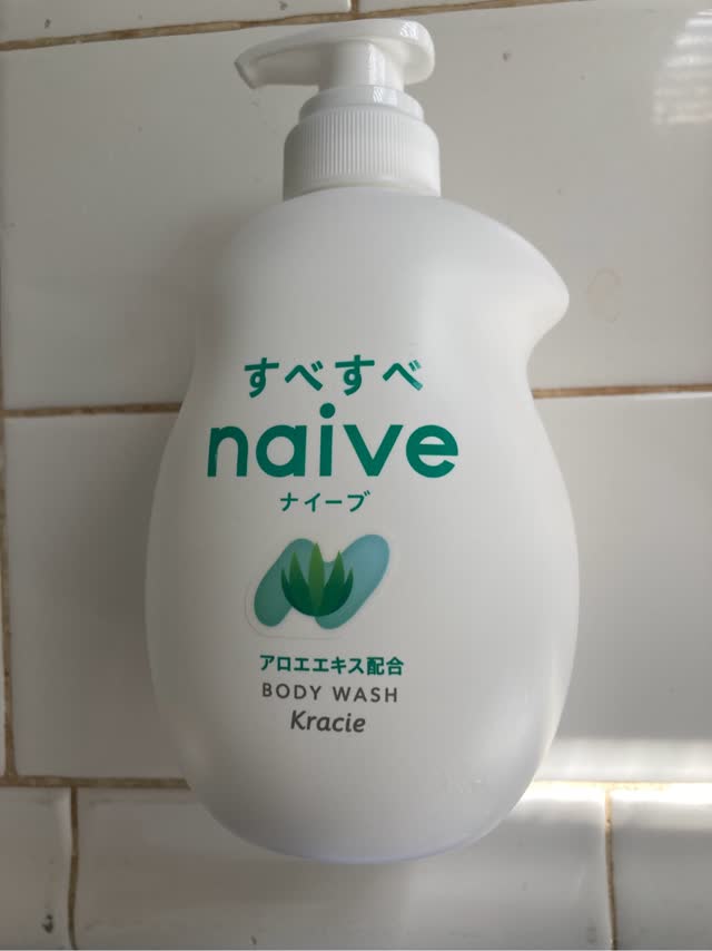 クラシエ　ザ　ナイーブ クラシエ ナイーブボディソープアロエエキス配合ポンプ 530 ml
