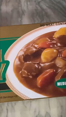 S&B ゴールデンカレー 中辛 7.8 オンス - Weee!