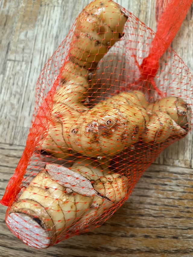 ガランガル - Weee!