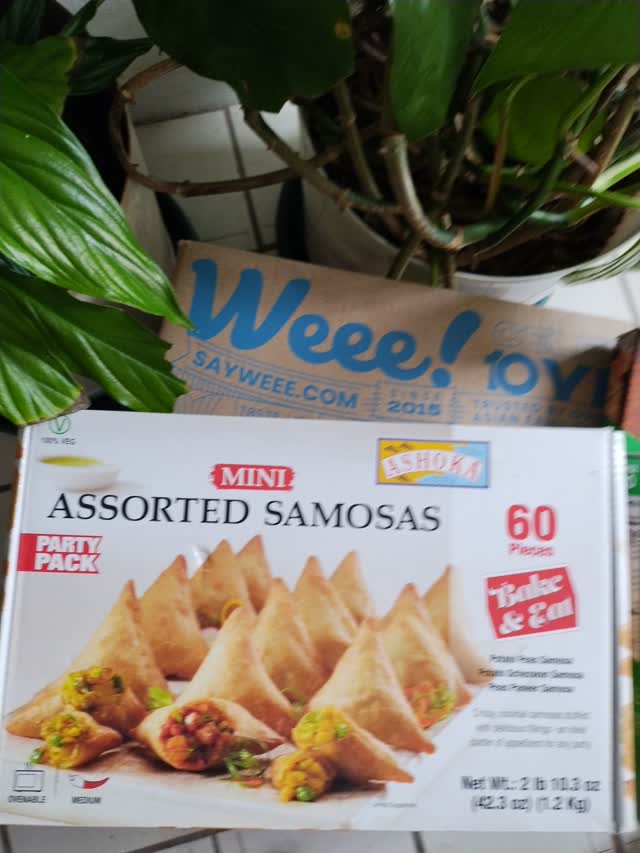 Get Ashoka Samosa, Assorted Flavor 60pcs, Frozen 10.3 oz Delivered