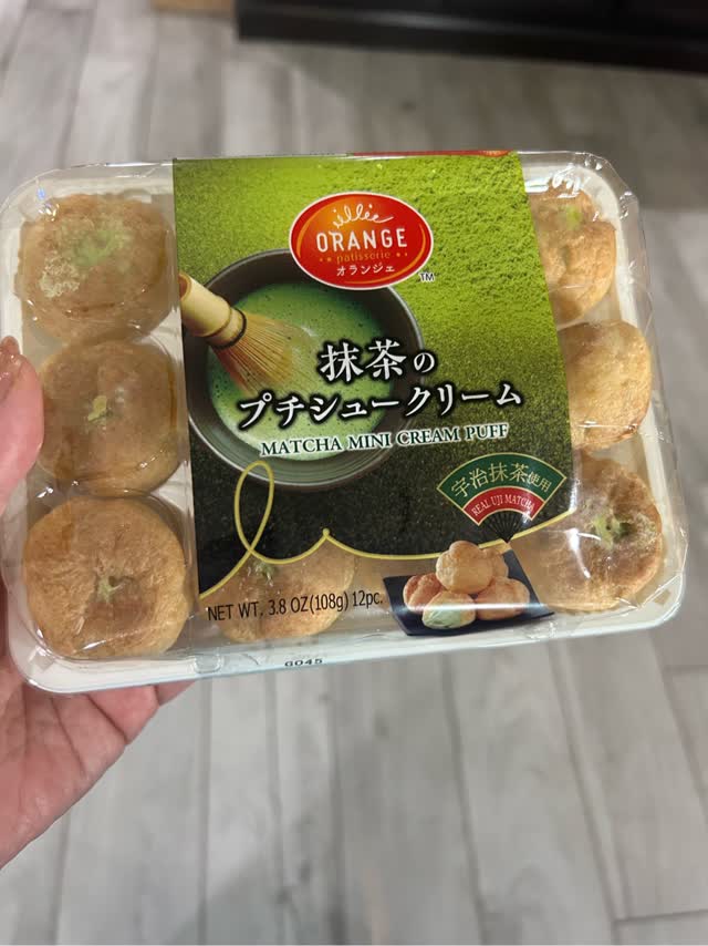 オランジェ 抹茶のプチシュークリーム 12個入り 108 グラム - Weee!